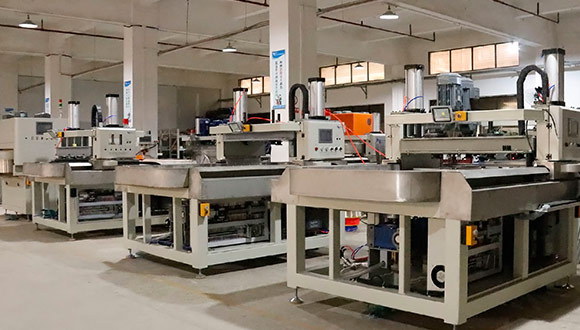 玻璃切割機操作指南:關鍵步驟及注意事項 玻璃切割機操作指南:關鍵步驟及注意事項